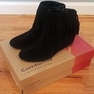 Black Suede Fringe Wedge booties size 7.5 EUC